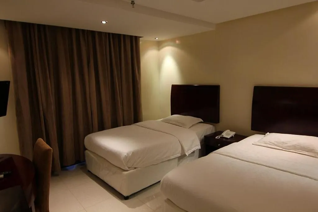 Al Salam Hotel Riyadh 3*,